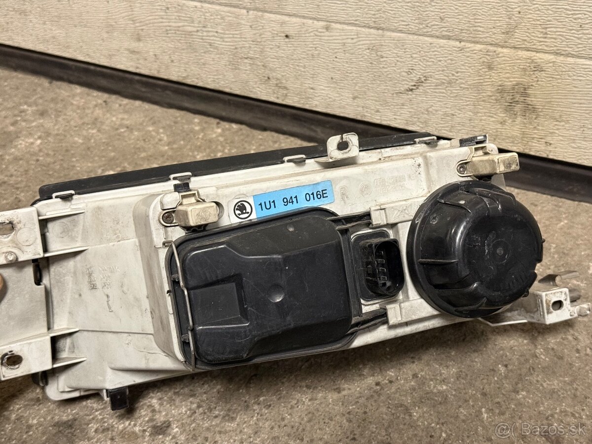 Predám predné svetla škoda Octavia 1 - 7