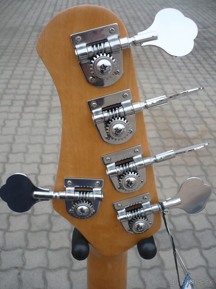 Predám legendárnu basu MUSIC MAN - 7