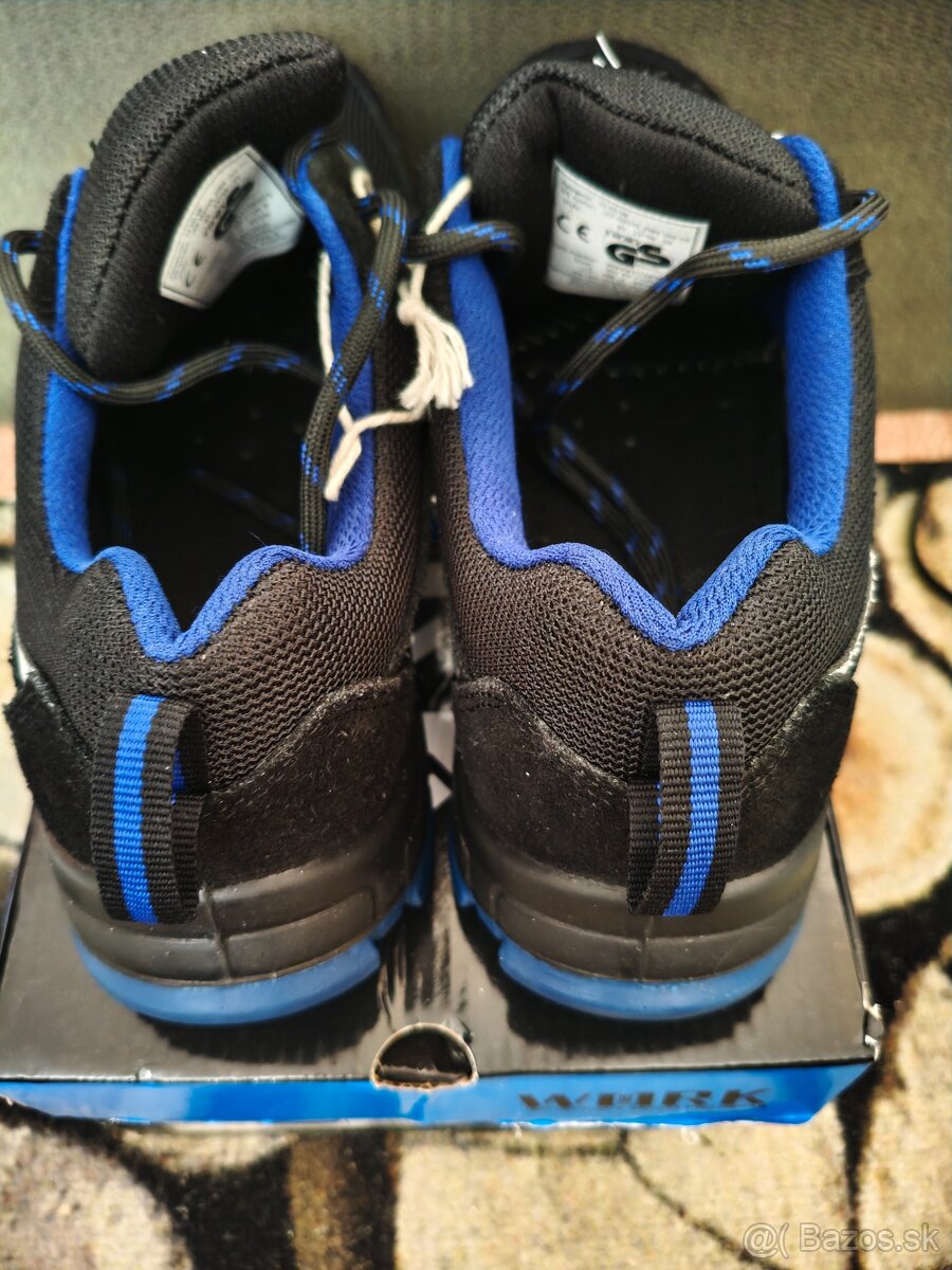 PRACOVNÁ OBUV 43 - 7