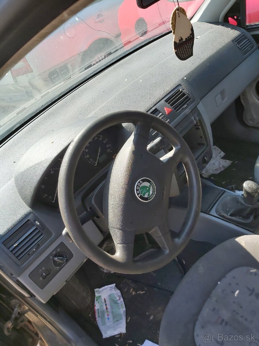 Rozpredám na diely škoda fabia 1 1.4 benzin - 7