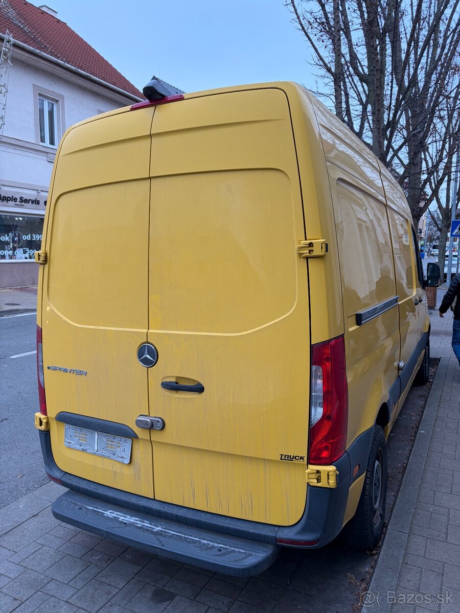 Mercedes e Sprinter 2021 elektricky 85kw(116k) 36.000km - 7