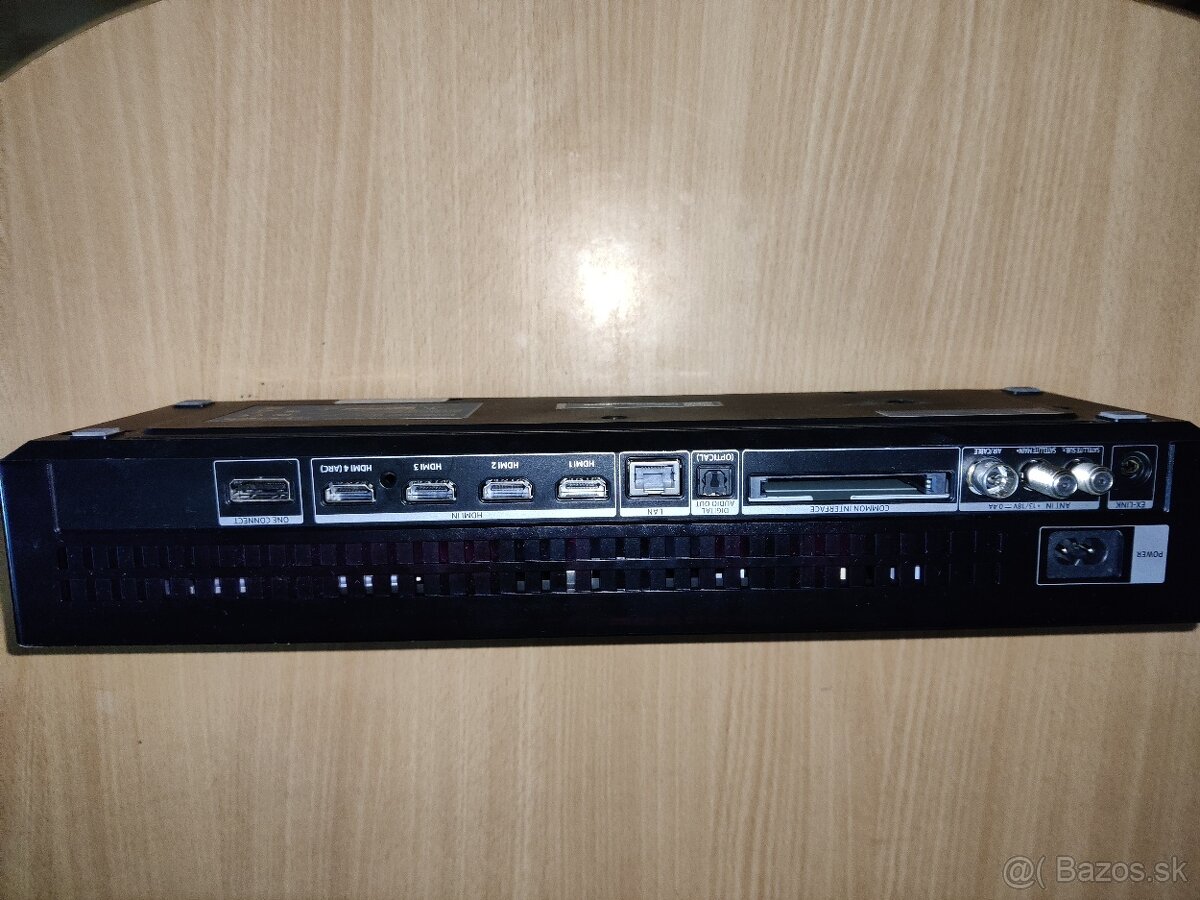 Tv 4K Samsung Q7F - 7