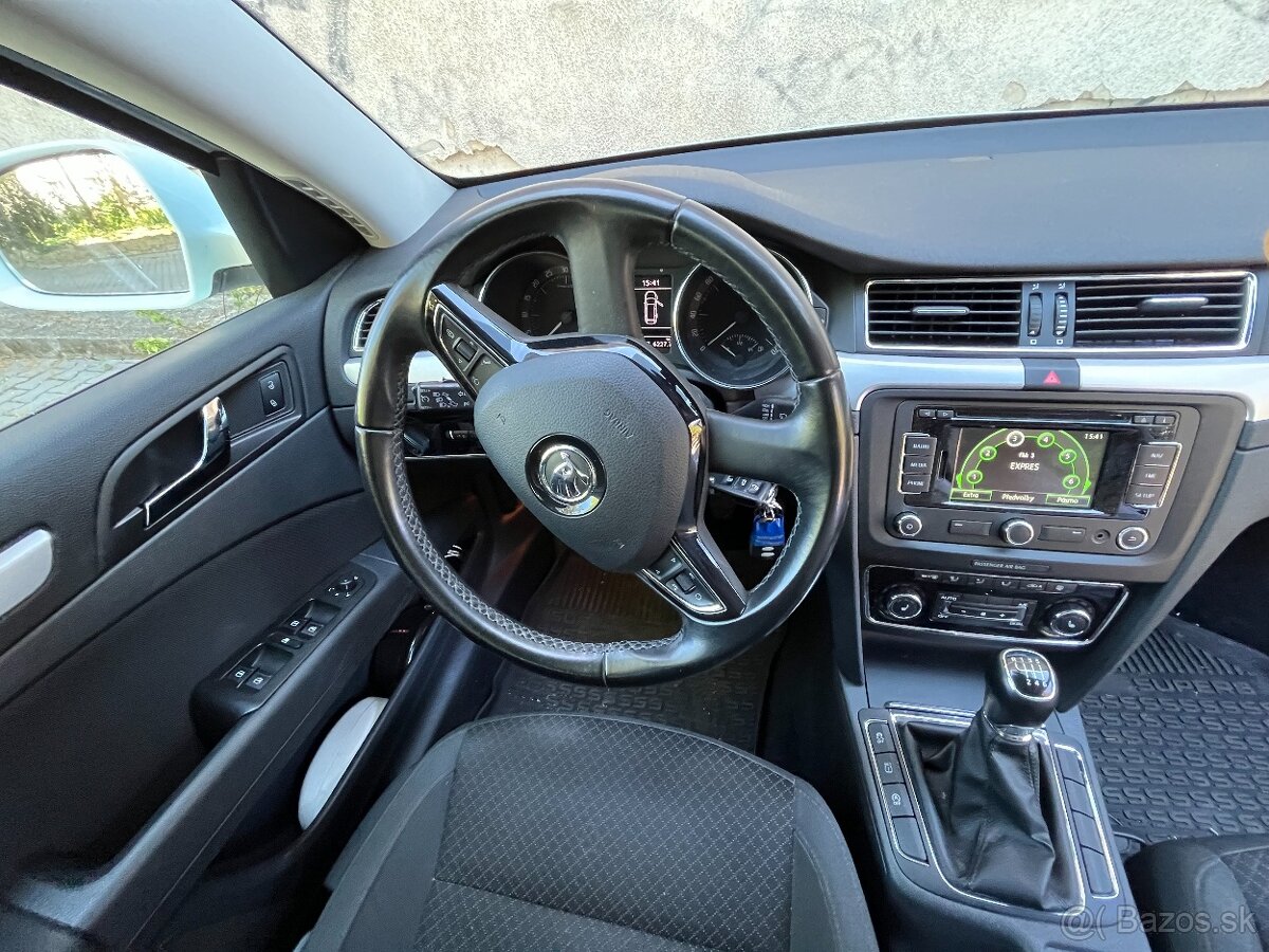 Skoda SUPERB 2,0TDI - 7