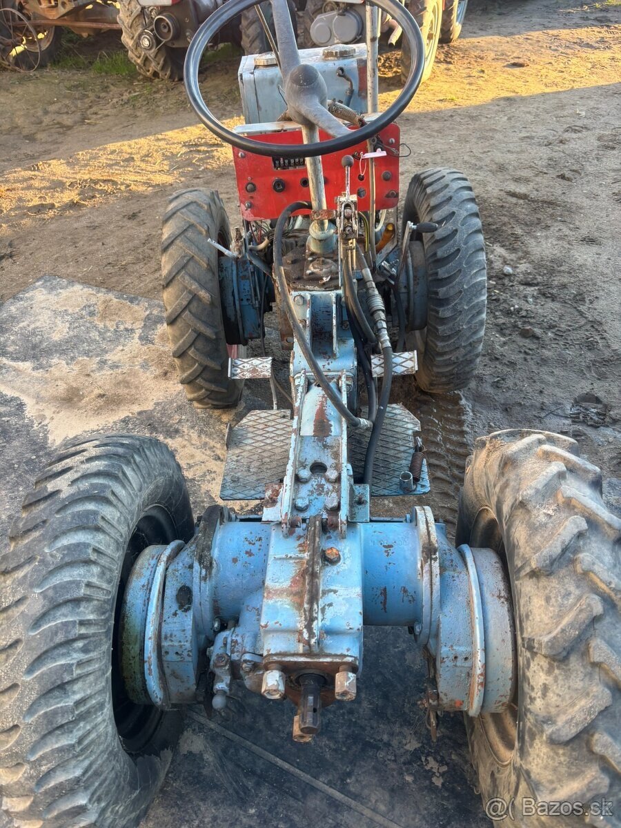 Kupim aj poškodeny malotraktorov tz4k a mt8 - 7