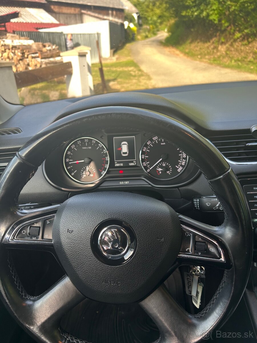 Škoda OCTAVIA 3 - 7