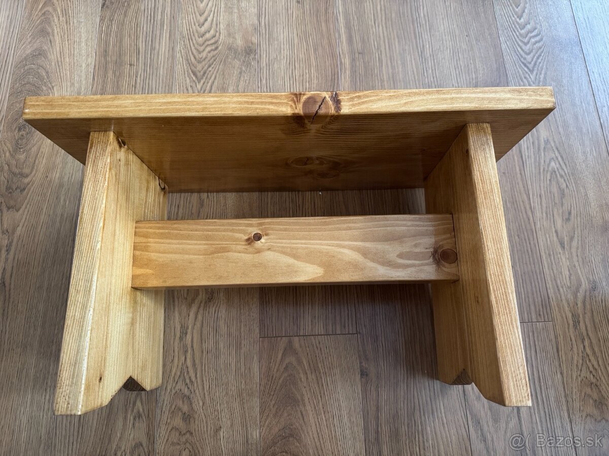 Drevený stolček, stolcek na sedenie - 7