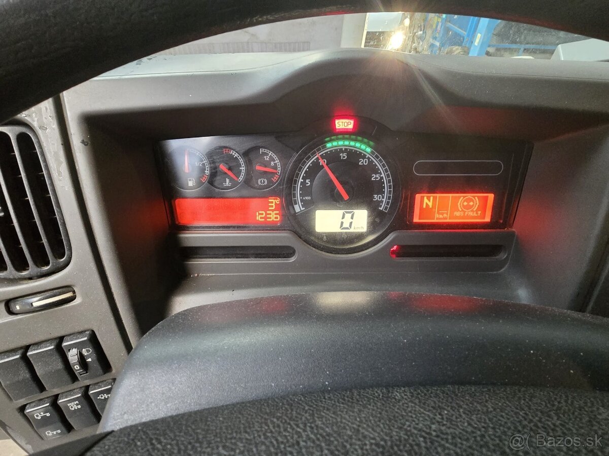 Predám Renault Midlum - 7