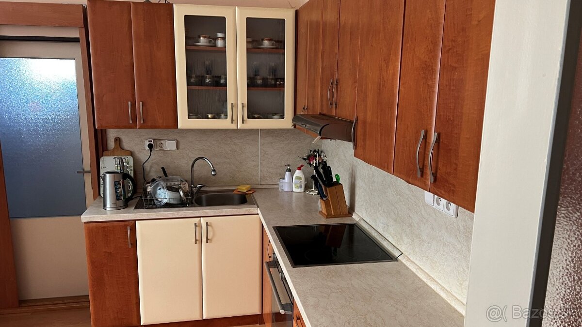 Rodinný dom v obci BELOVEŽA - 7