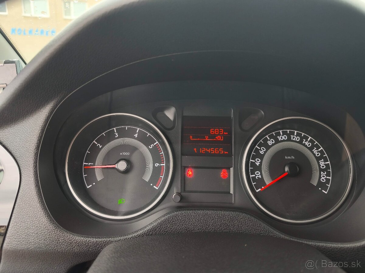Peugeot 301 1.2 53kw benzín r.v.:2013 kupované na slovensku - 7