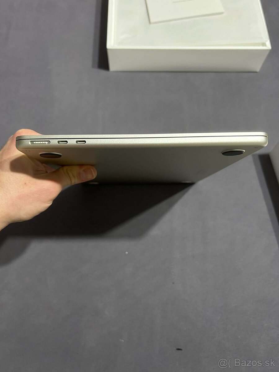 Apple Macbook Air M3 13" 16GB/512GB - 7