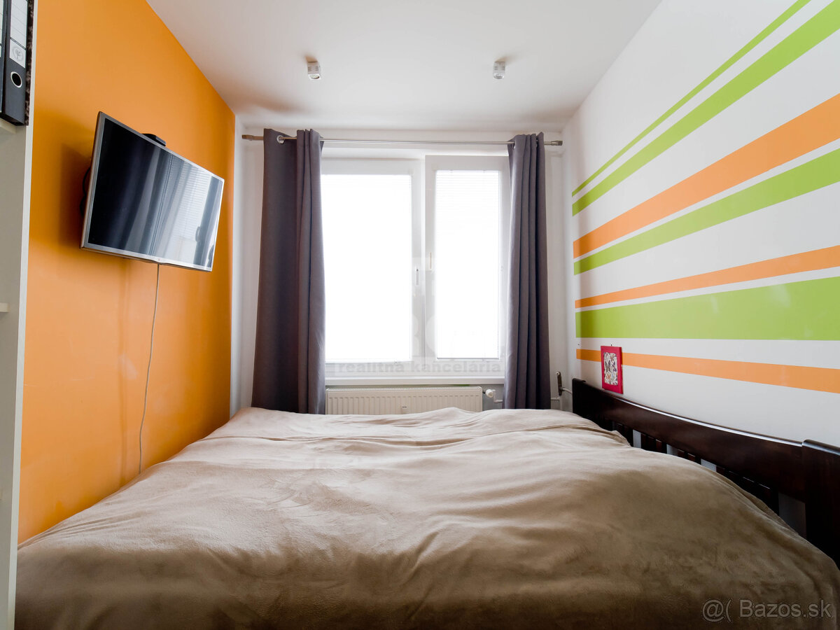 Priestranný 5- izbový byt na sídlisku Východ v Michalovciach - 7