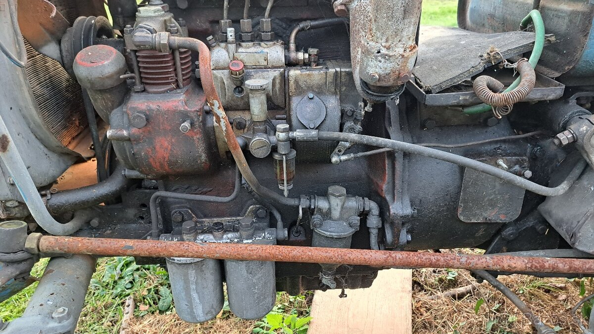 Predám traktor ZETOR 3011 - 7