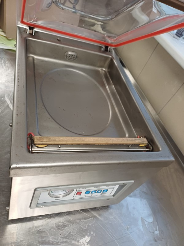 Komorová vakuovačka BEEKETAL D260Z profi vakuová balička pot - 7