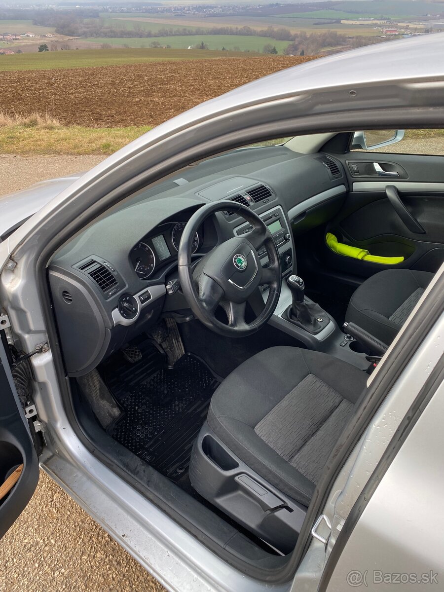 Škoda octavia 2 1.2TSI - 7