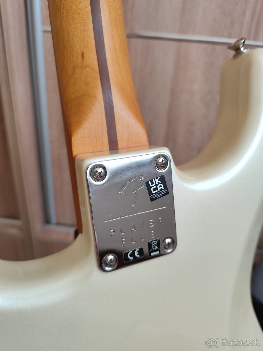 Fender Player Plus Stratocaster Olympic Pearl - 7