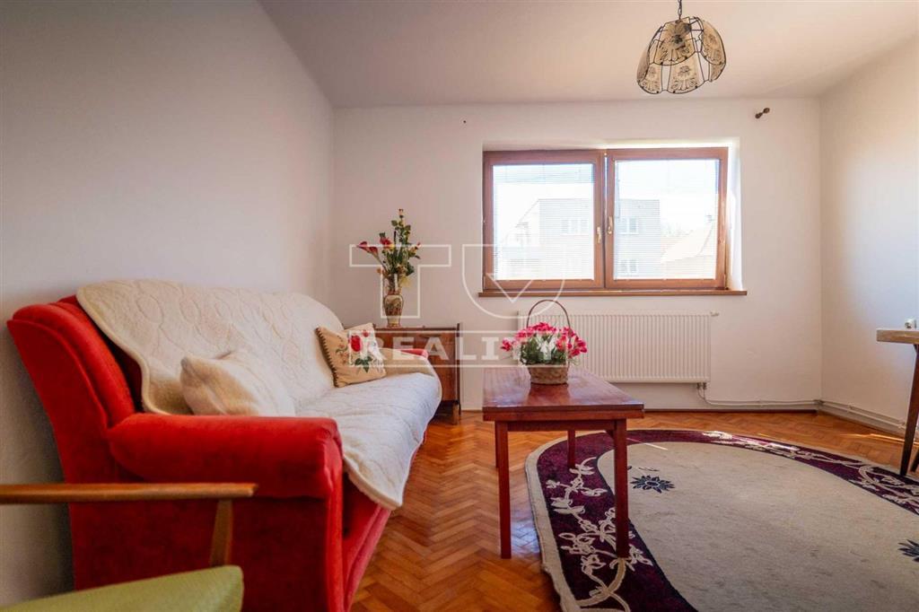 Rezervované Na predaj 4 izbový rodinný dom Malé... - 7