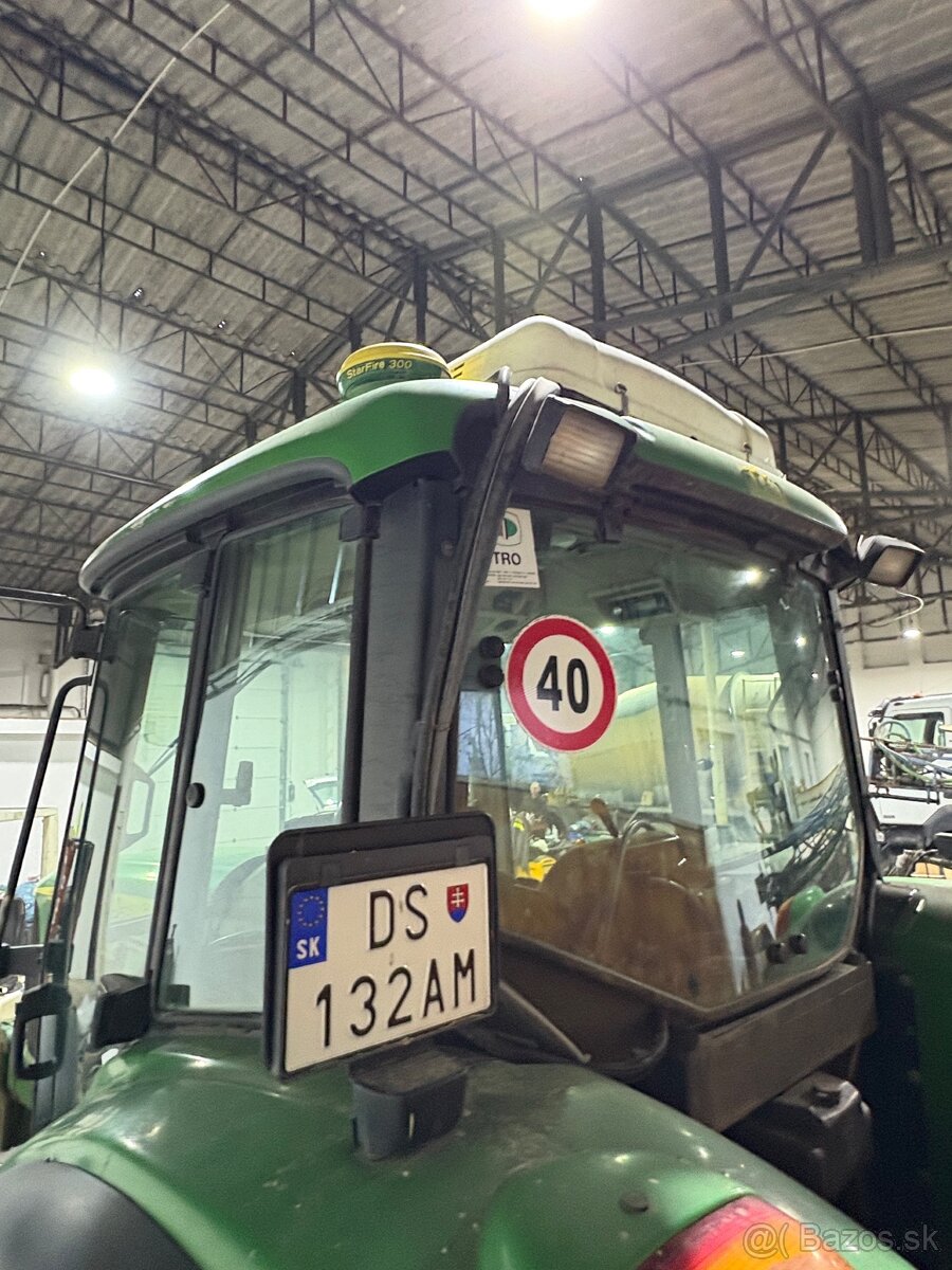 Predam traktor John Deere 6520 SE - 7