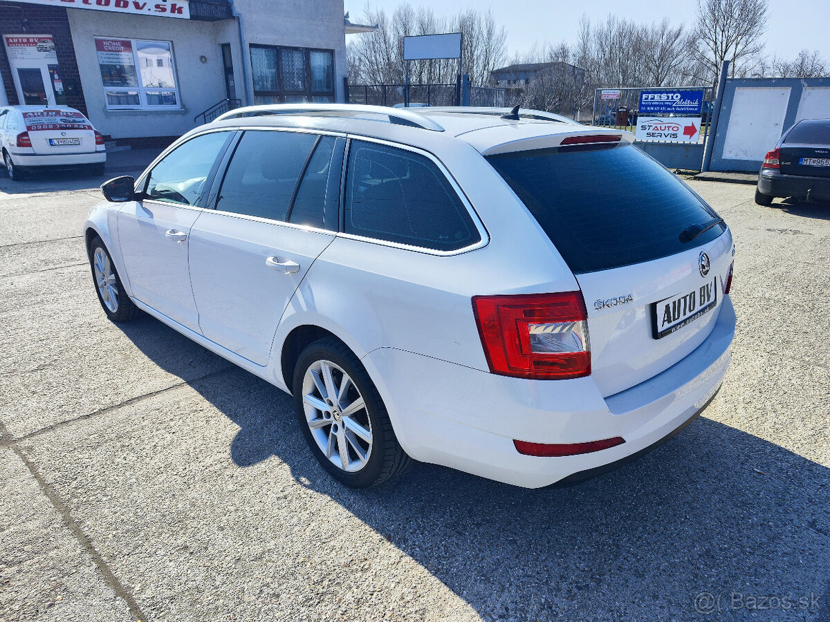 Škoda Octavia Combi 2.0 TDI Elegance/Style - 7
