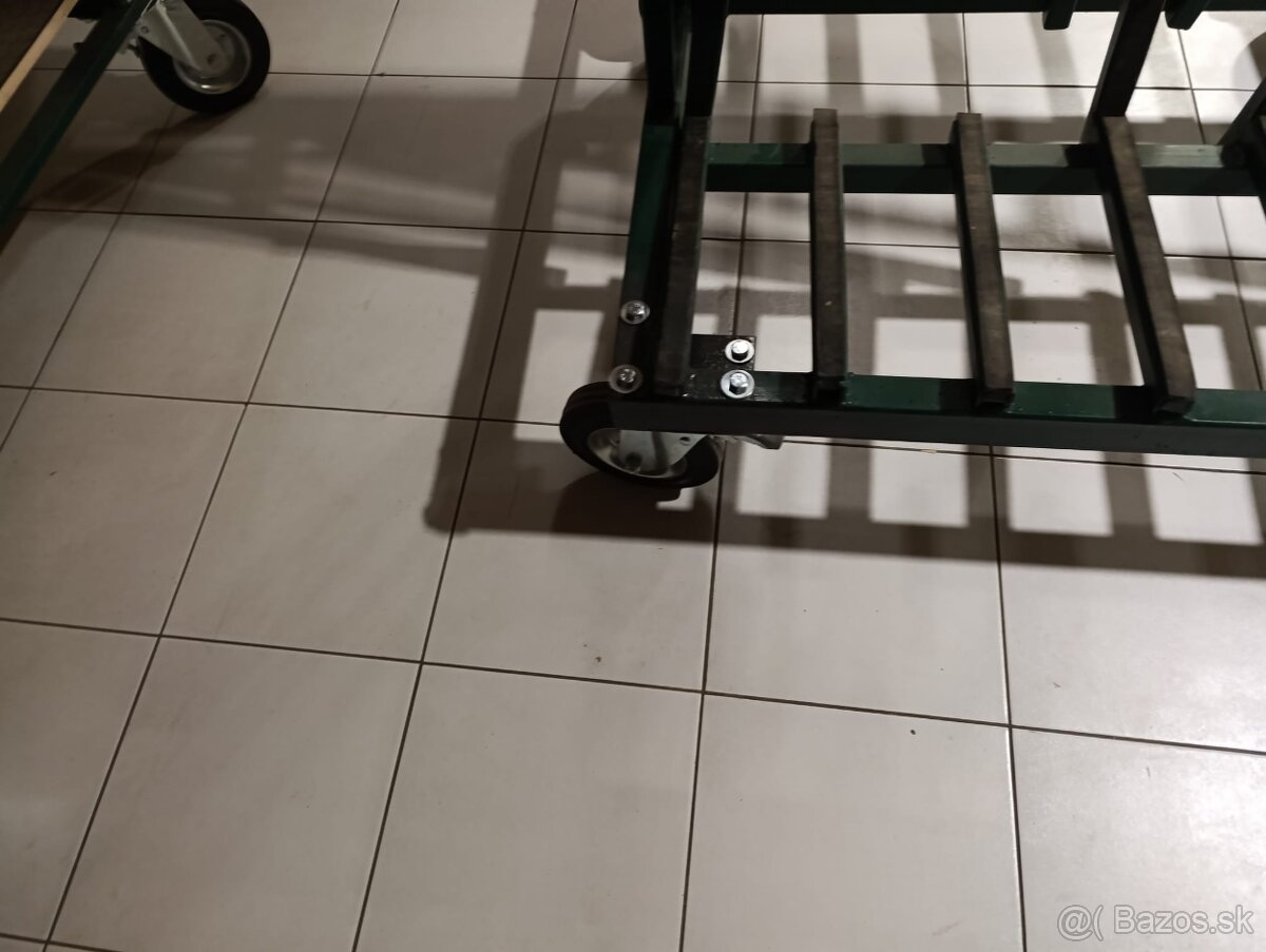 Predam vozika na velkoplosny material. - 7