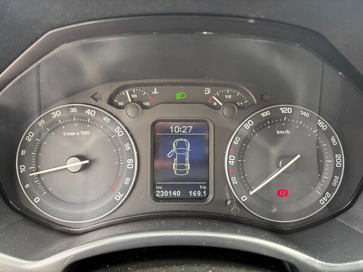 Škoda Octavia 2.0l Benzín. STK/EK 10/2027 - 7