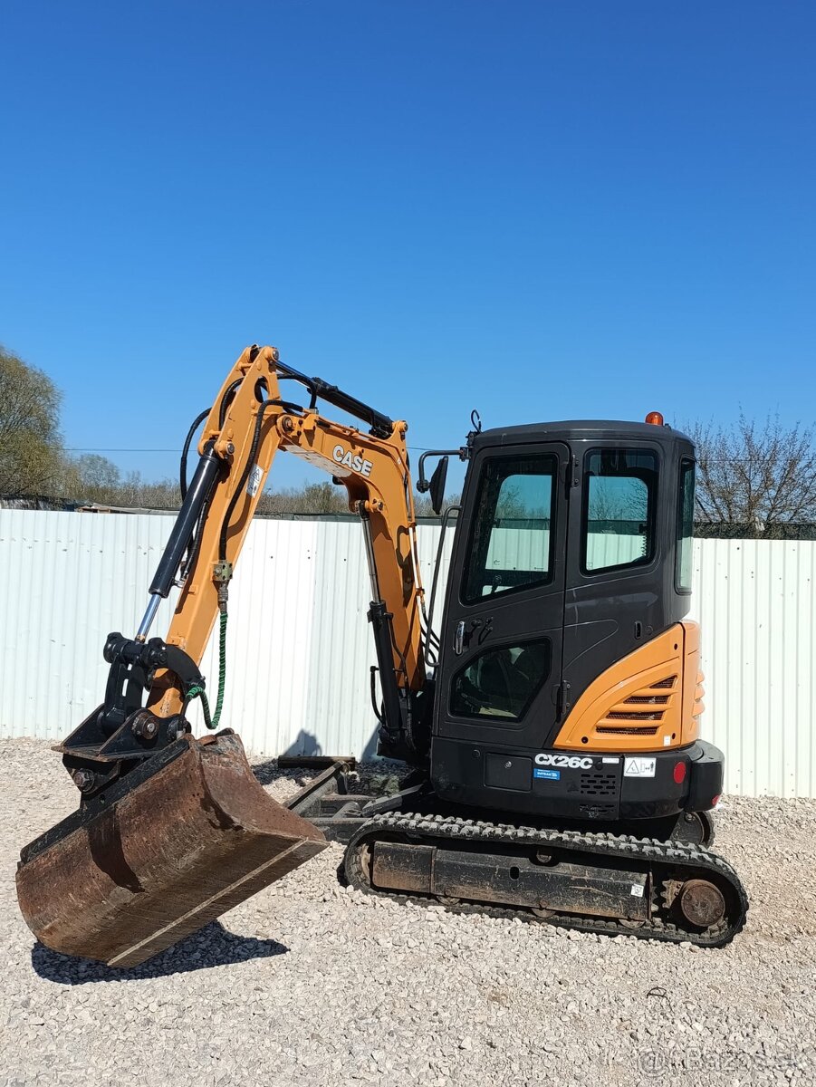 Pásový minibagr CASE CX 26C - 7