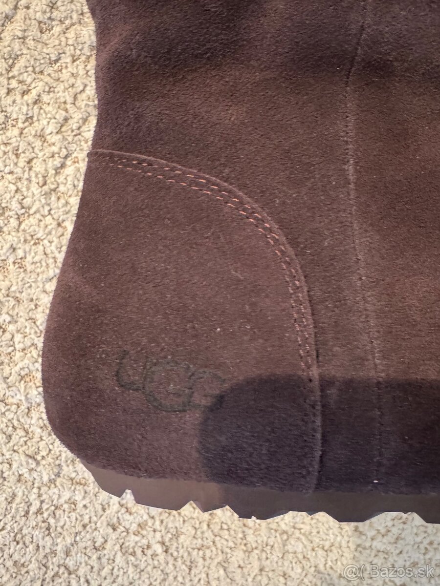 Predam nove UGG cizmy - 7
