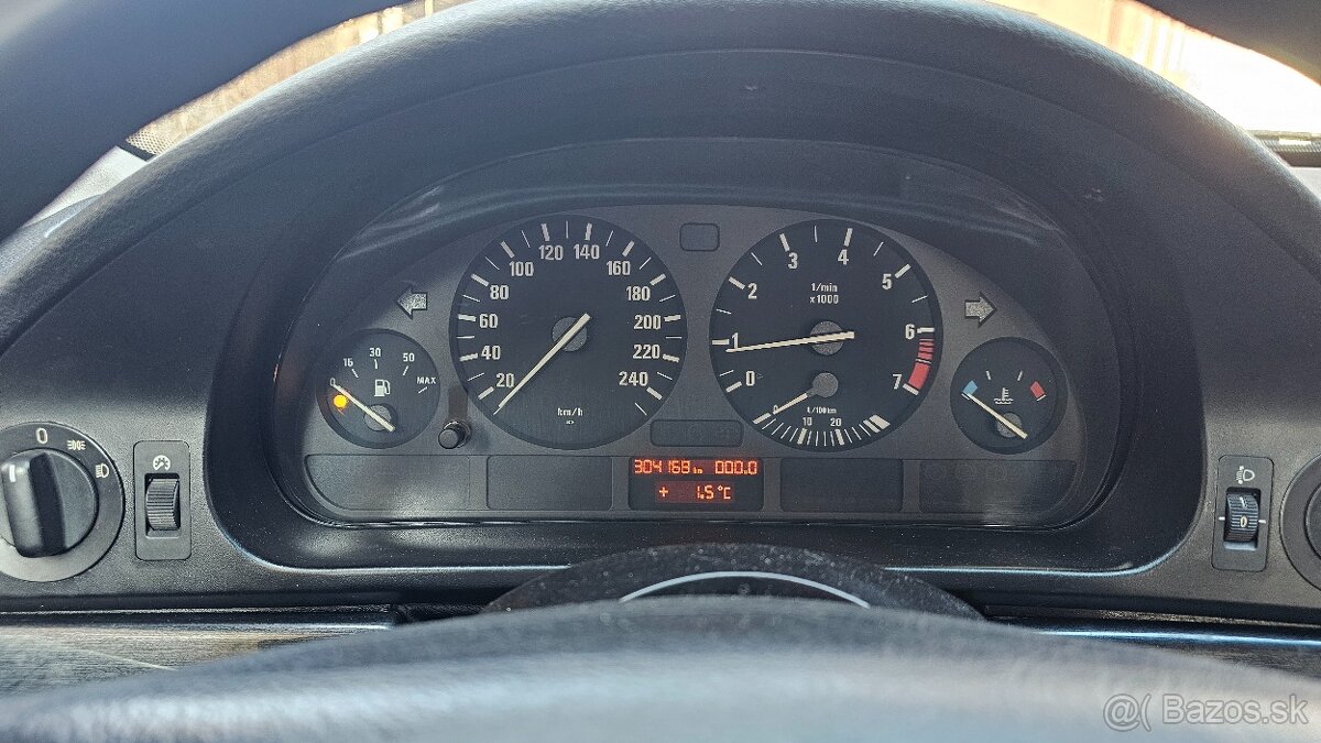 Rozpredám e39 520i - 7