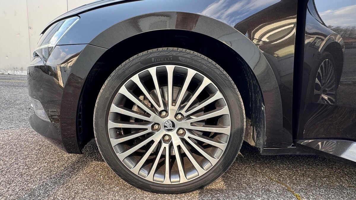 Škoda Superb Combi 2.0 TDI DSG STYLE - 7