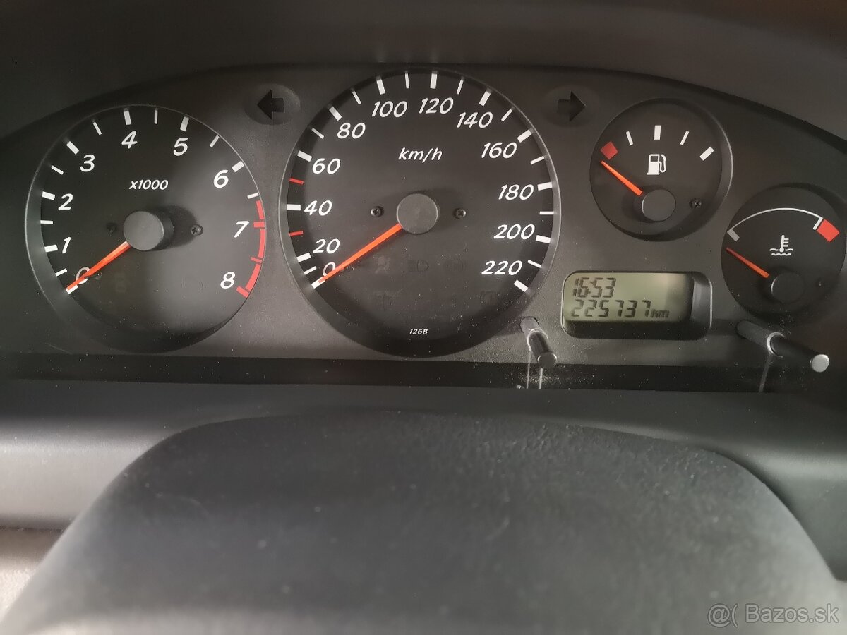 Predám Nissan Almera n16 - 7