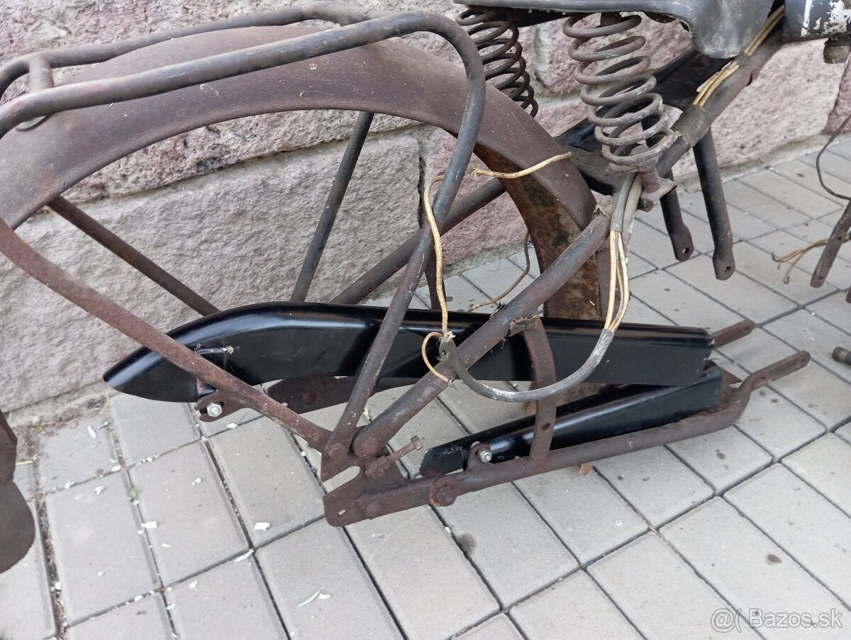 Predám motocykel NSU 200 ZDB asi rok 1938-39 - 7