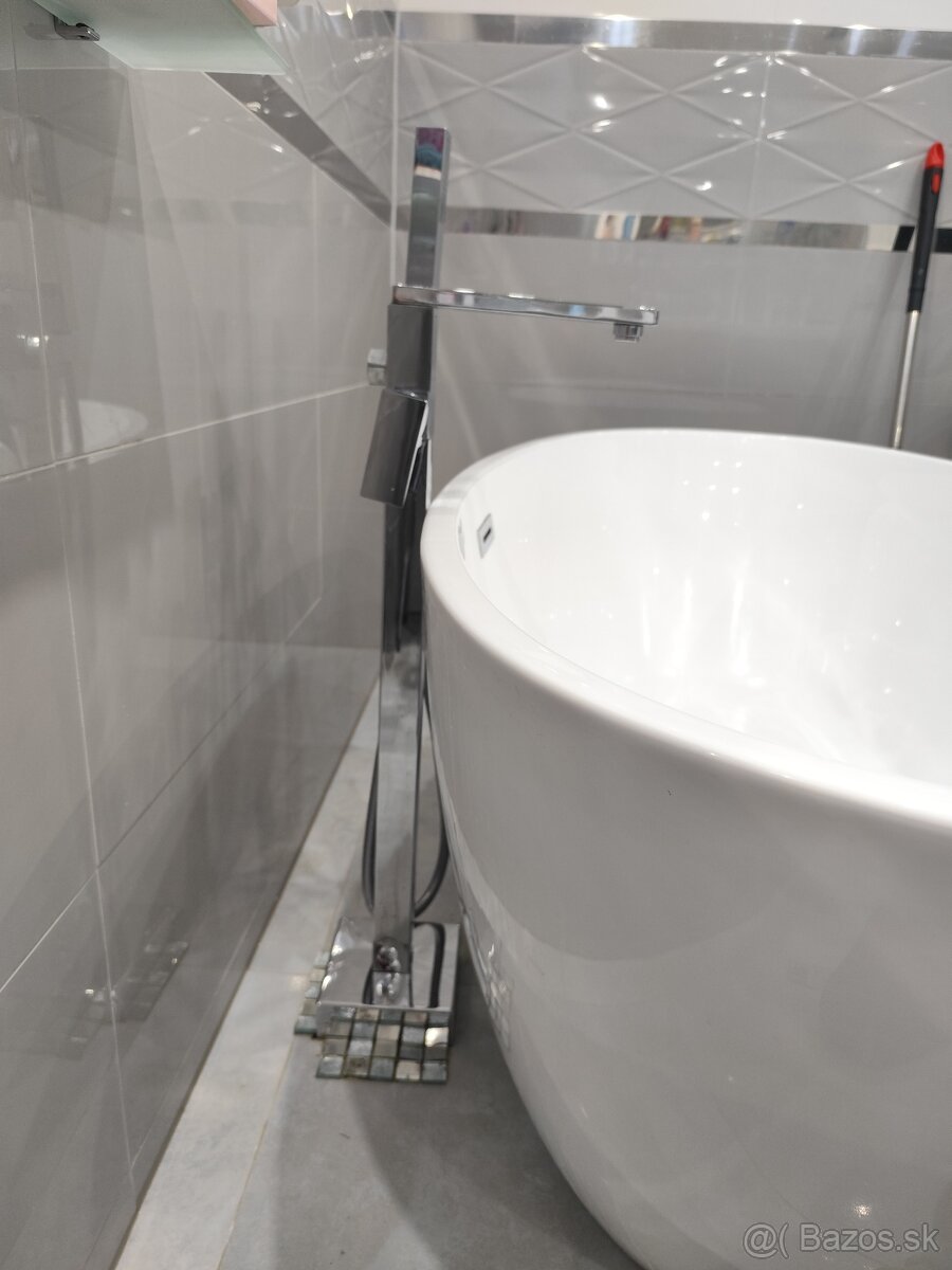 Voľne stojaca vaňa - 7