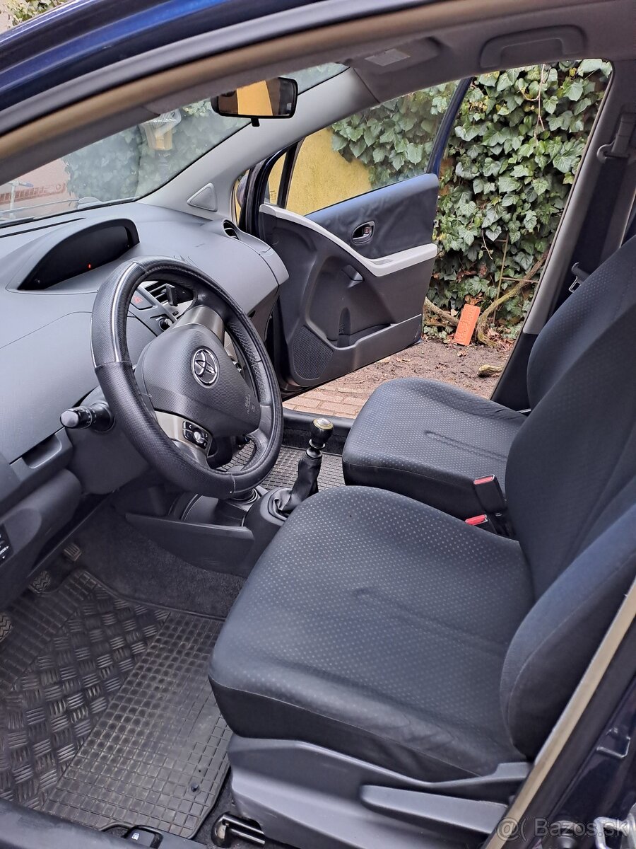 Toyota YARIS 1,33 5D T - 7