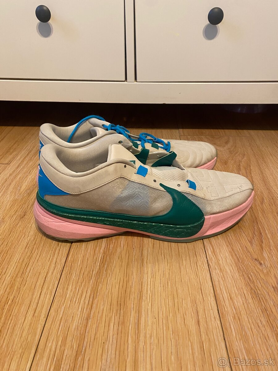 Nike, Jordan’s 49,5 - 7