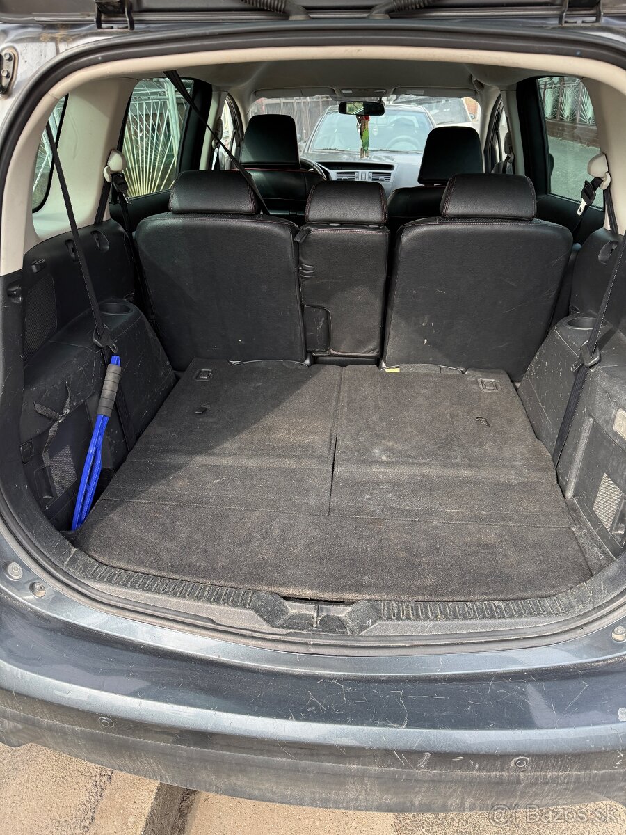 Mazda 5 7 miest - 7
