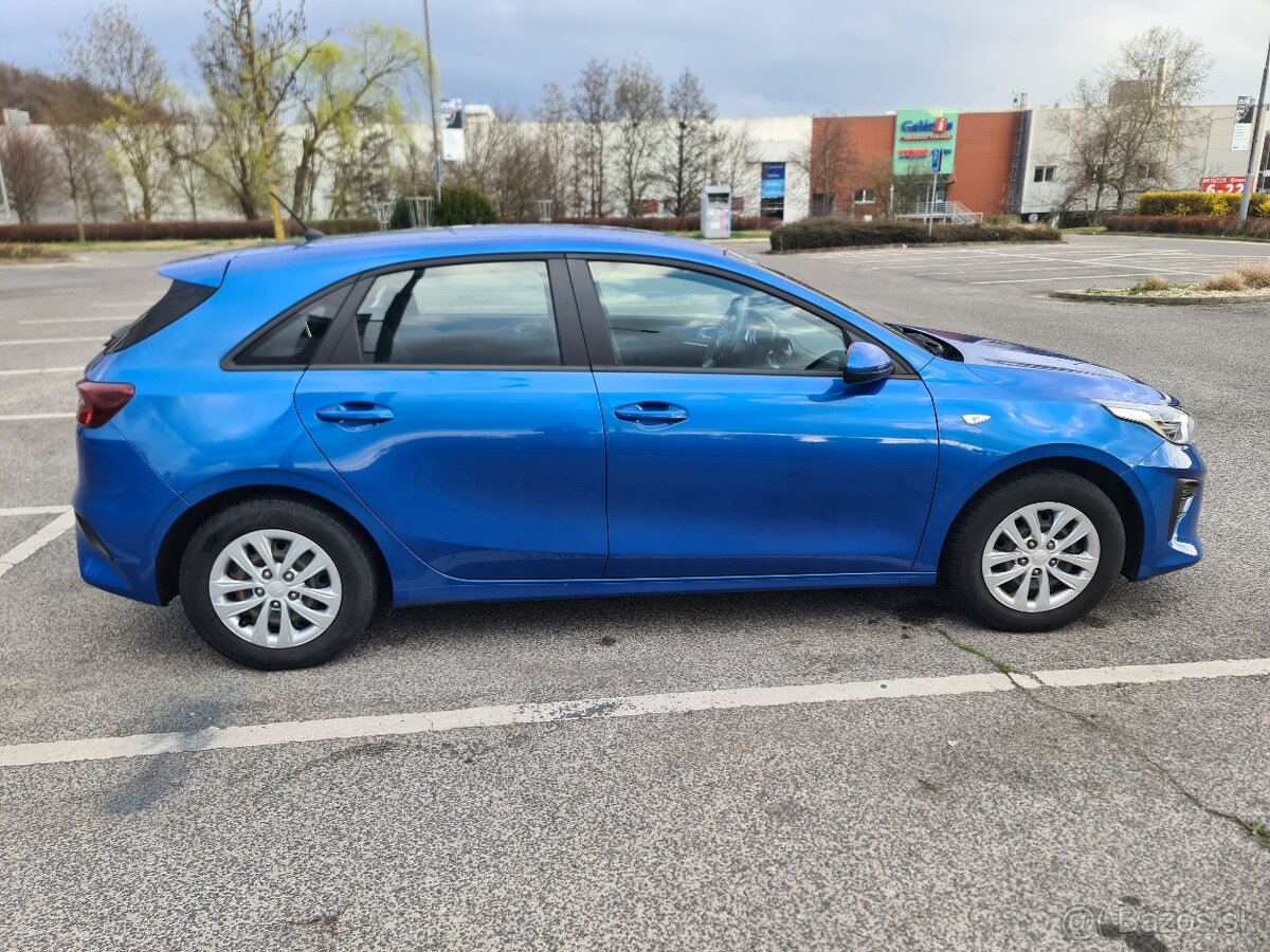 Predám Kia Ceed Amber 1.4 73 kw benzín - 7