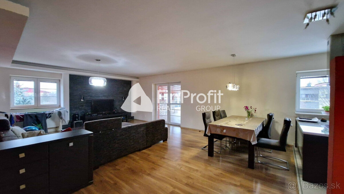 Na predaj veľký polyfunkčný obchodný priestor s rodinným dom - 7