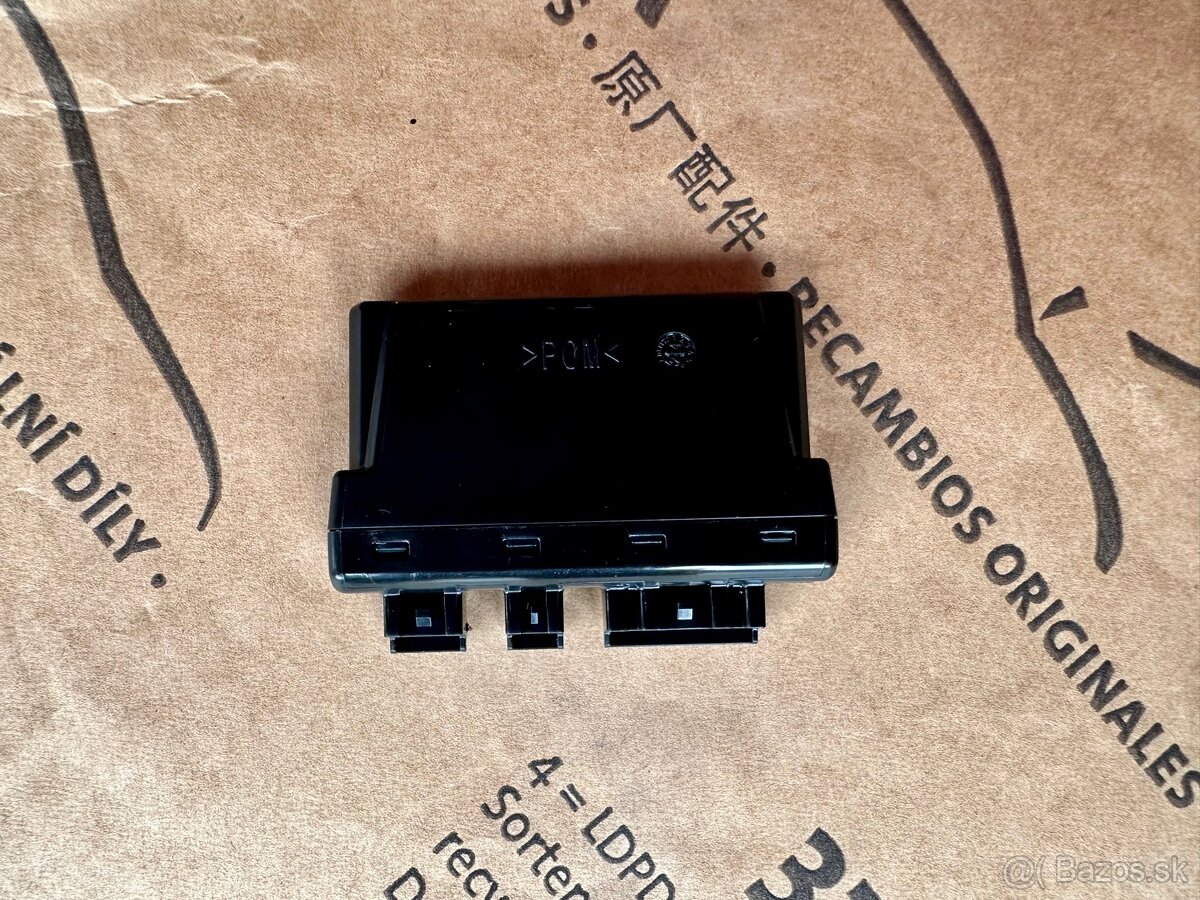 Prevodnik volantu PQ platforma Octavia IV dotykovy volant vw - 7