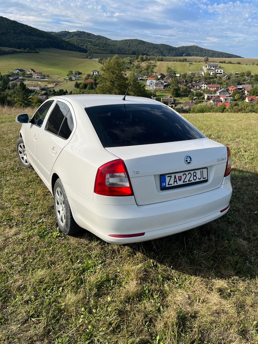 Škoda octavia II 1.6 tdi 2011 facelift - 7