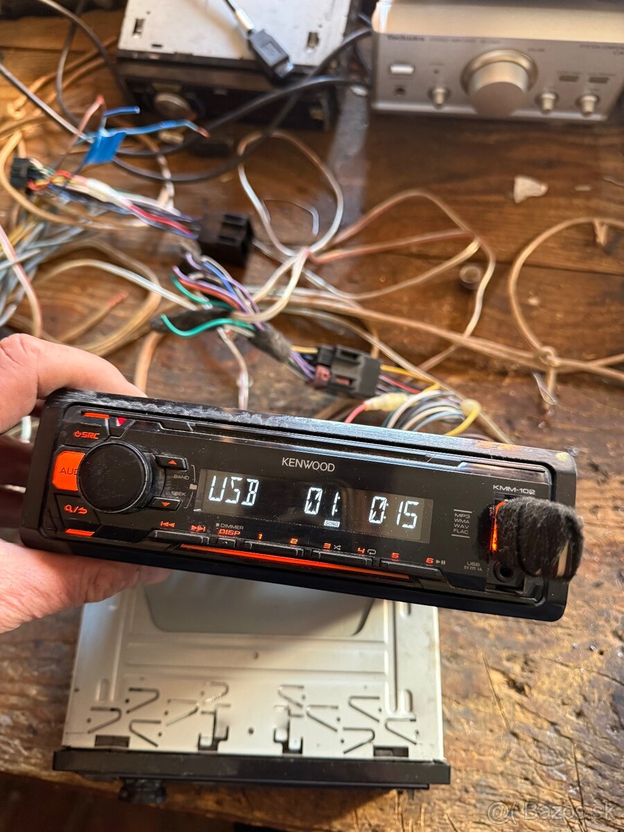 Pioneer AVH-290BT - 7
