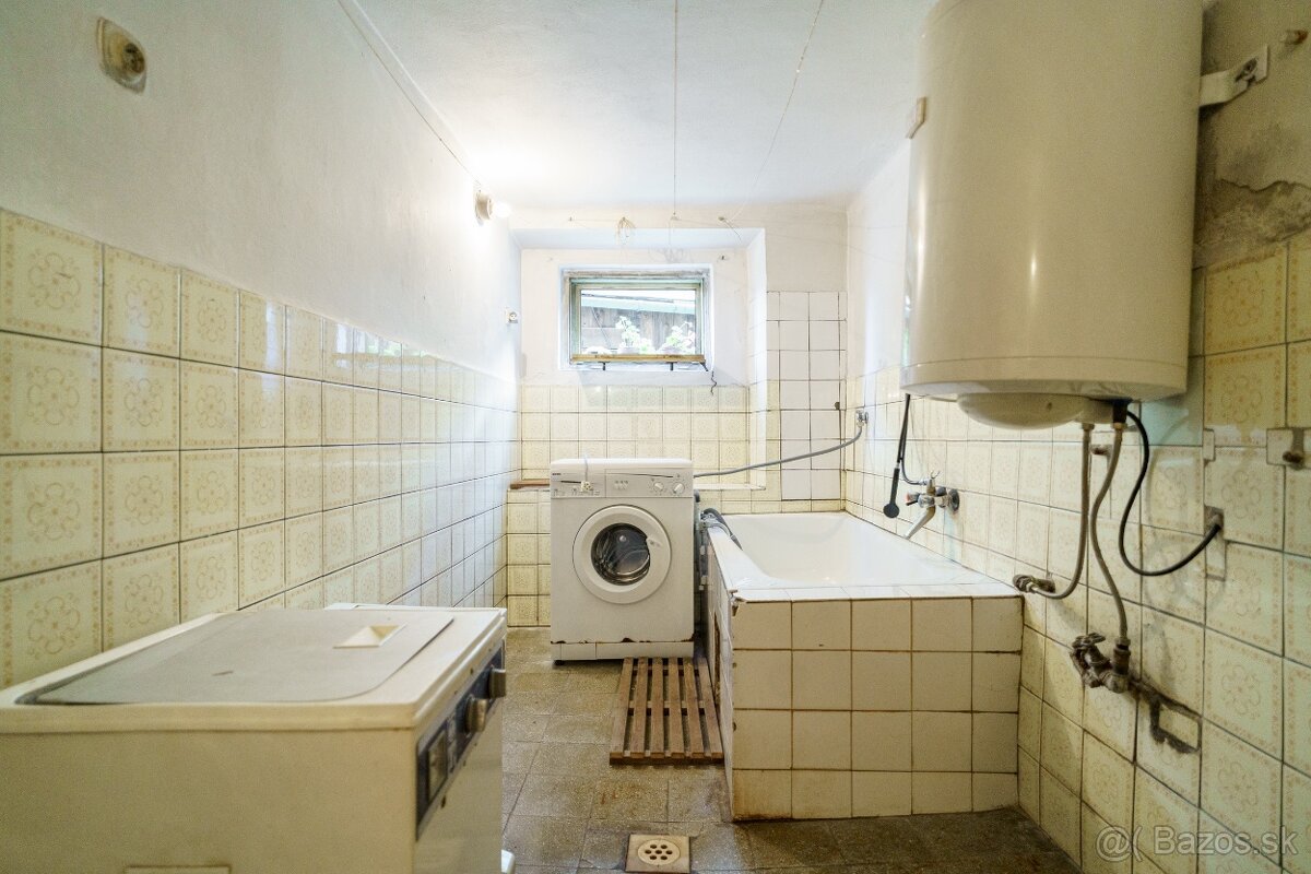 Ponúkame Vám exkluzívne na predaj rodinný dom vh - 7