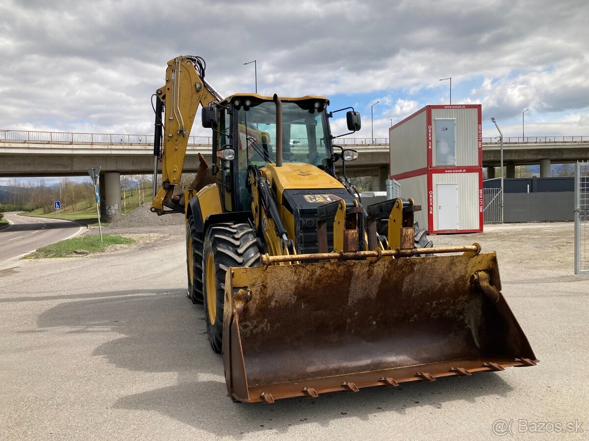 CAT 444 Traktorbáger / Rýpadlo 2021 - 7