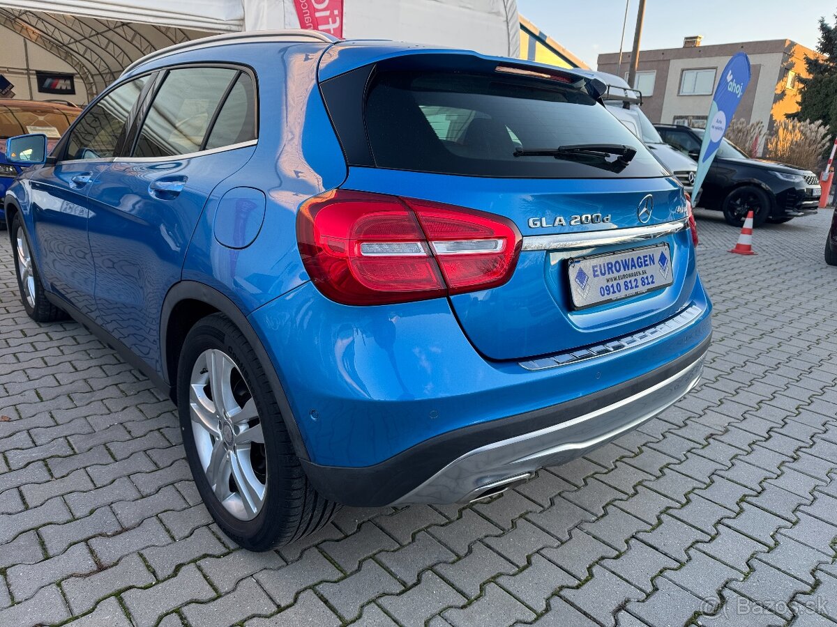 Mercedes-Benz GLA 200 d 4MATIC A/T - 7