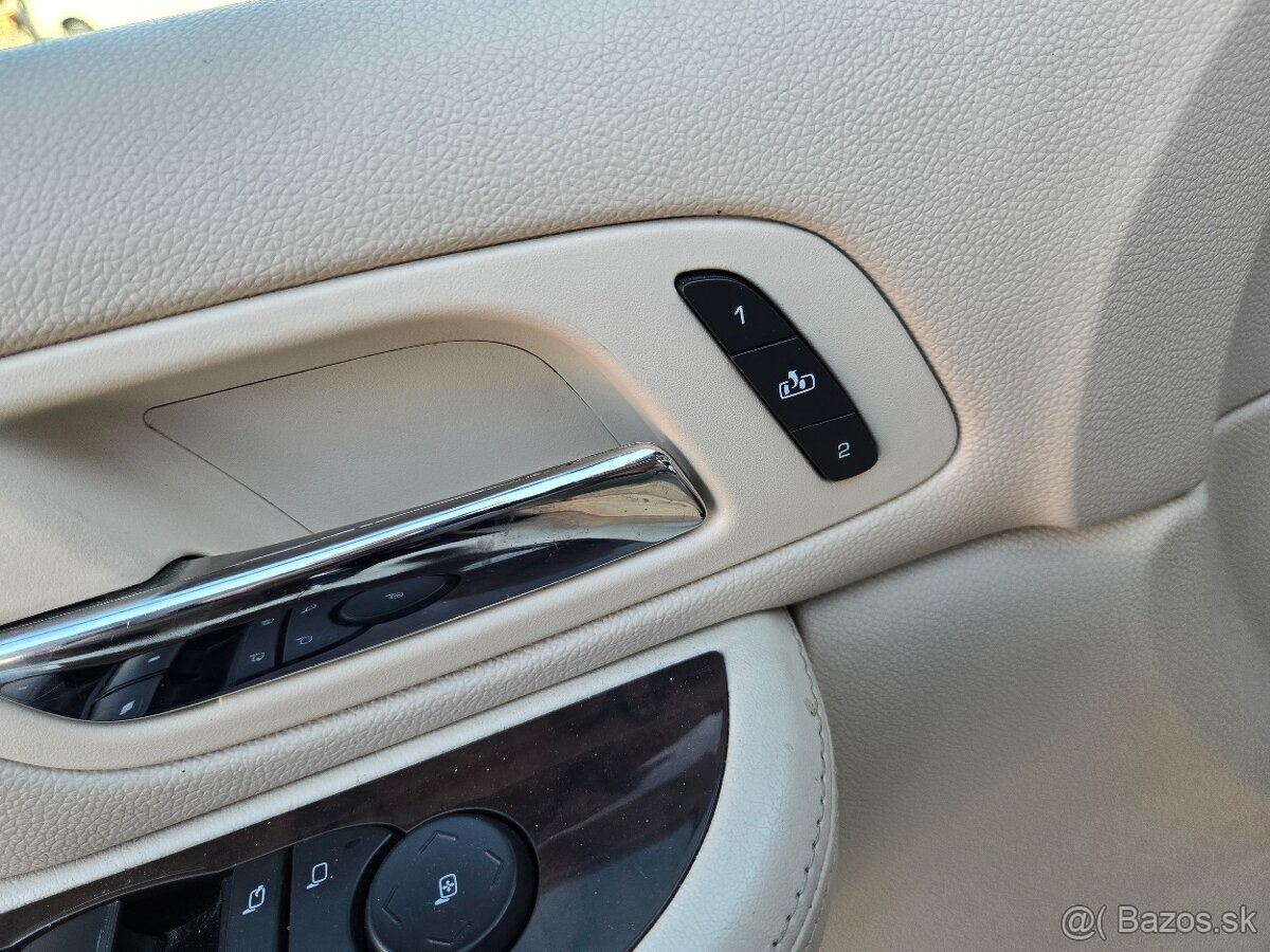 Cadillac Escalade 6.2 V8 - 7