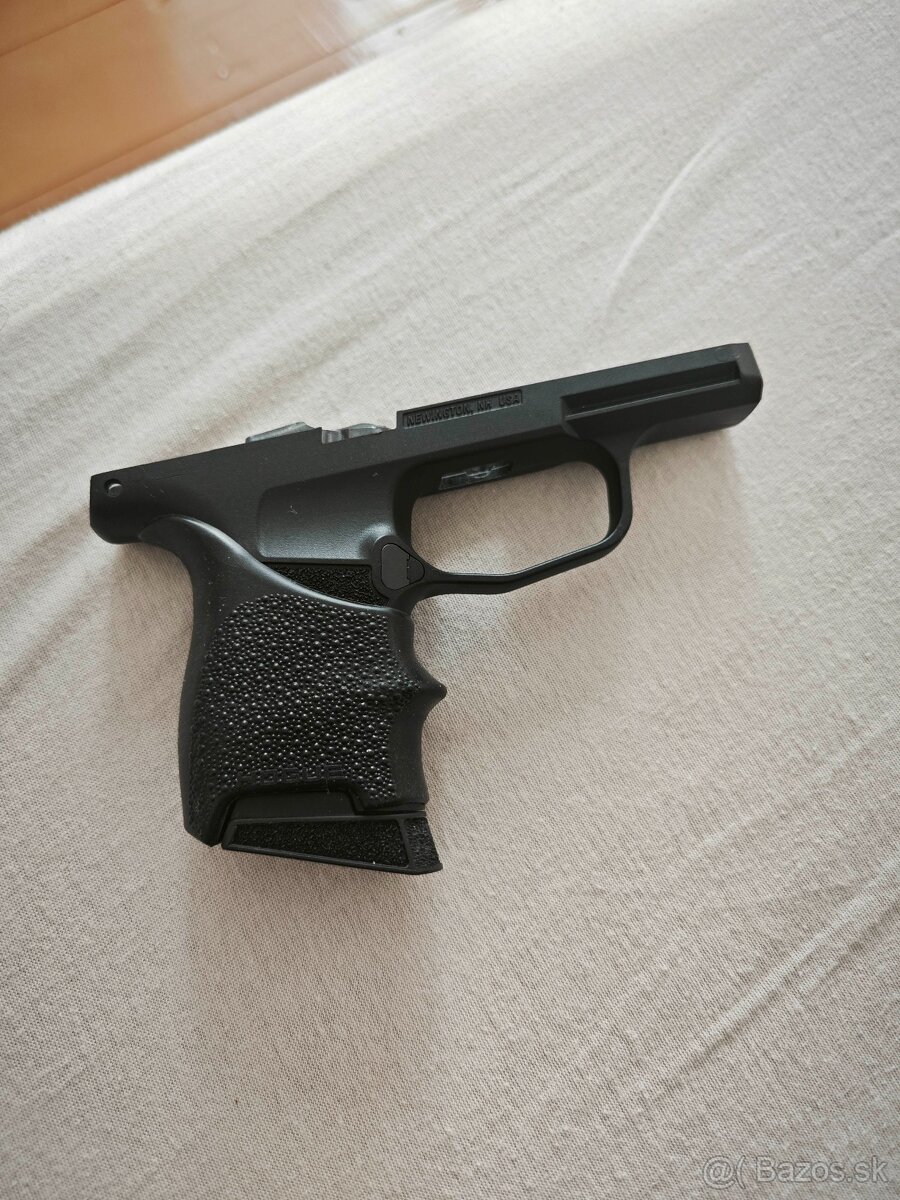 Zbrane výbava Walther Sig Ruger - 7