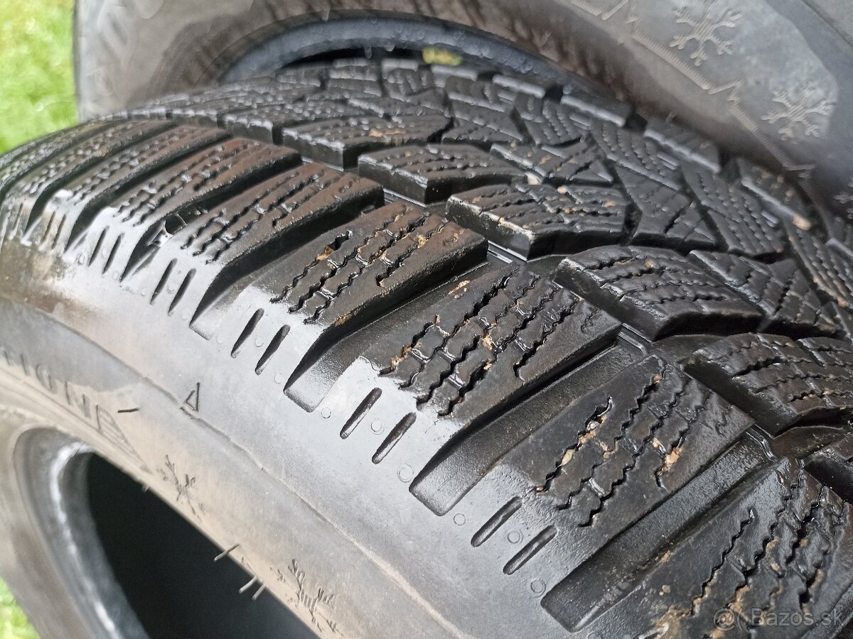 Zimné pneu Dunlop 215 60 R16 - 7