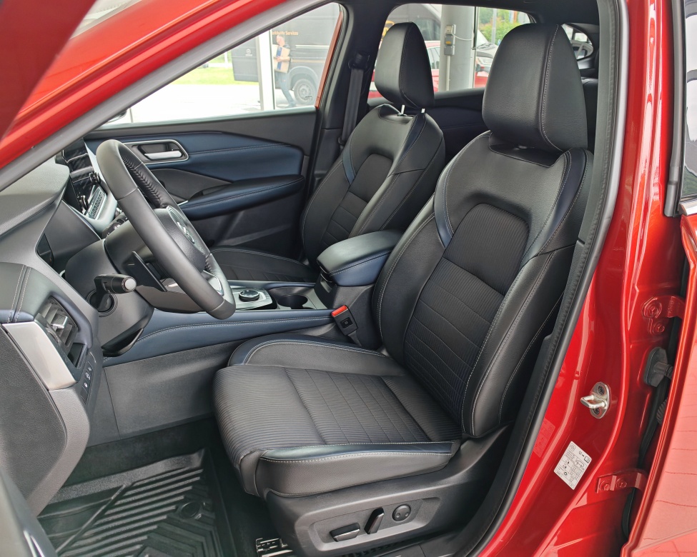 Nissan Qashqai 1.3 DIG-T Tekna 4WD X-Tronic /AJ NA SPLÁTKY/ - 7