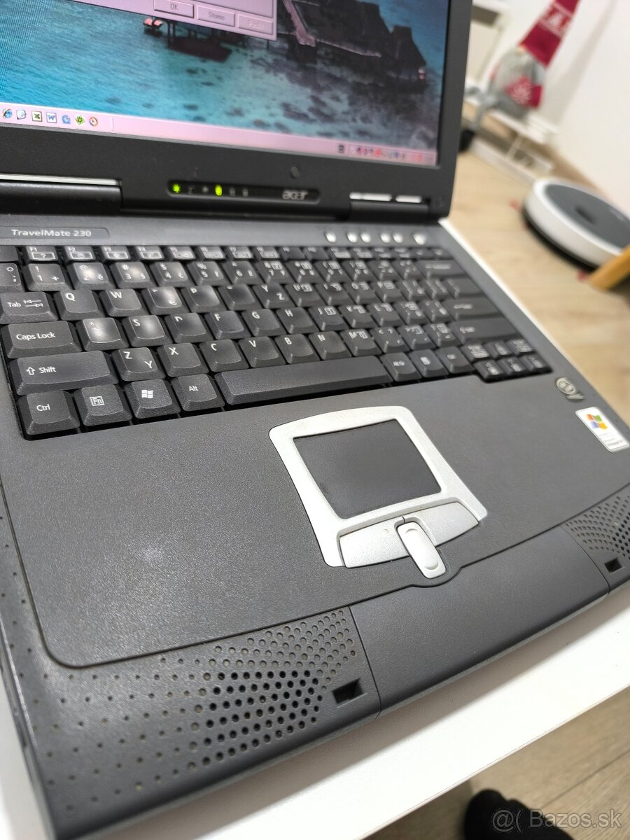 Acer TravelMate 230 - 7