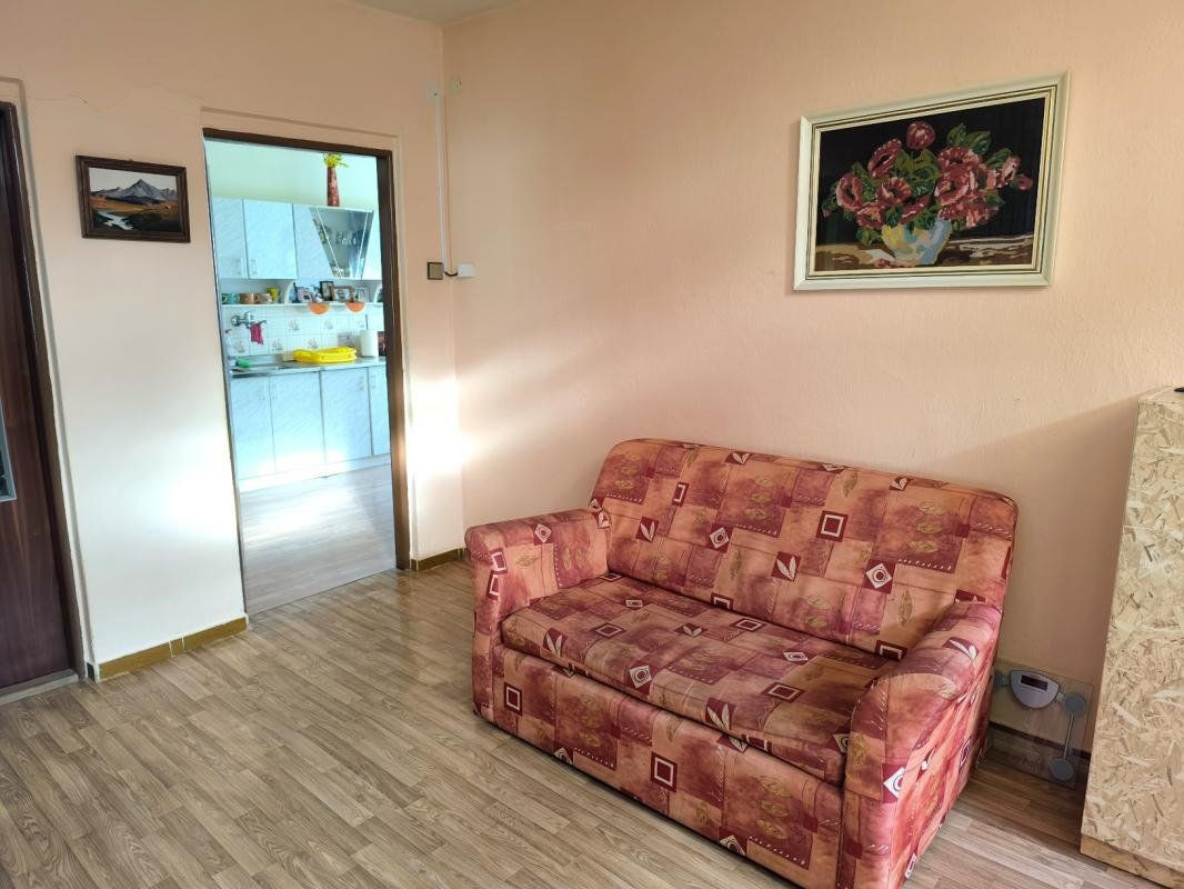 ZNOVU V PONUKE-PADNUTÁ REZERVÁCIA KRÁSNY ZAUJÍMAVO RIEŠENÝ - 7