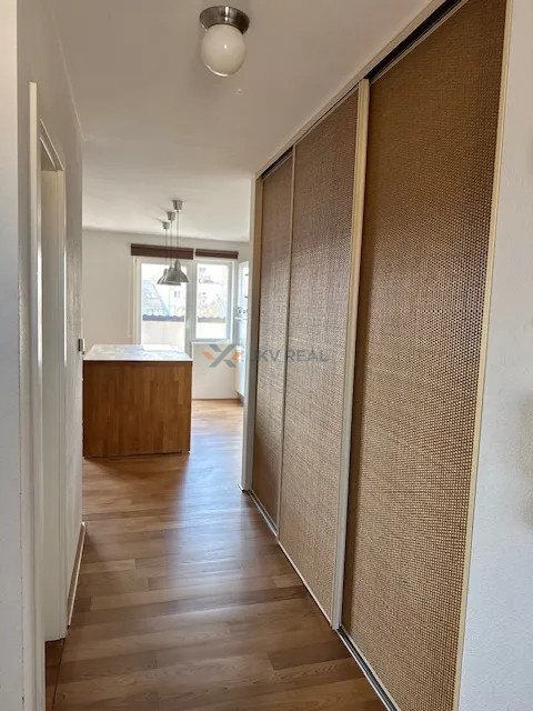 Dvojizbový byt s dvoma terasami a garážou - Ružinov / Trnávk - 7