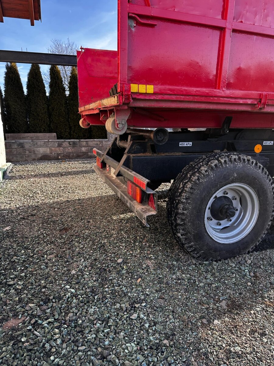 Traktorový nosič kontajnerov - 7